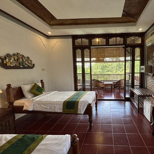 Hotel Bunga Permai Deluxe Room